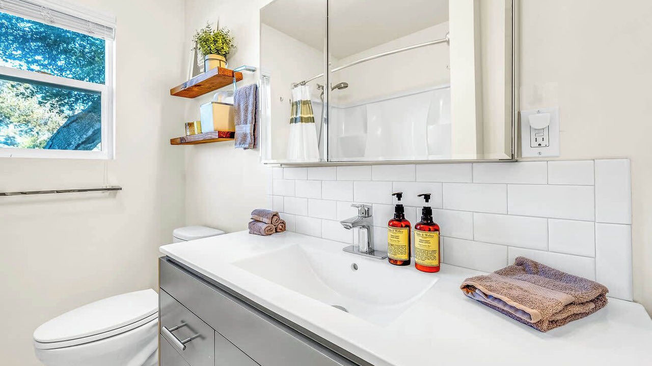 Photo of Bathroom in Del Rey Oaks