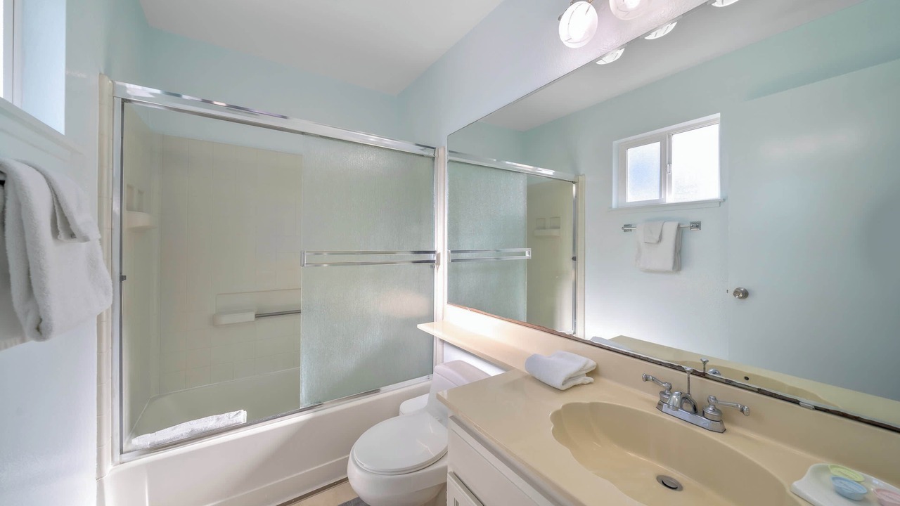 Photo of Bathroom in Marina