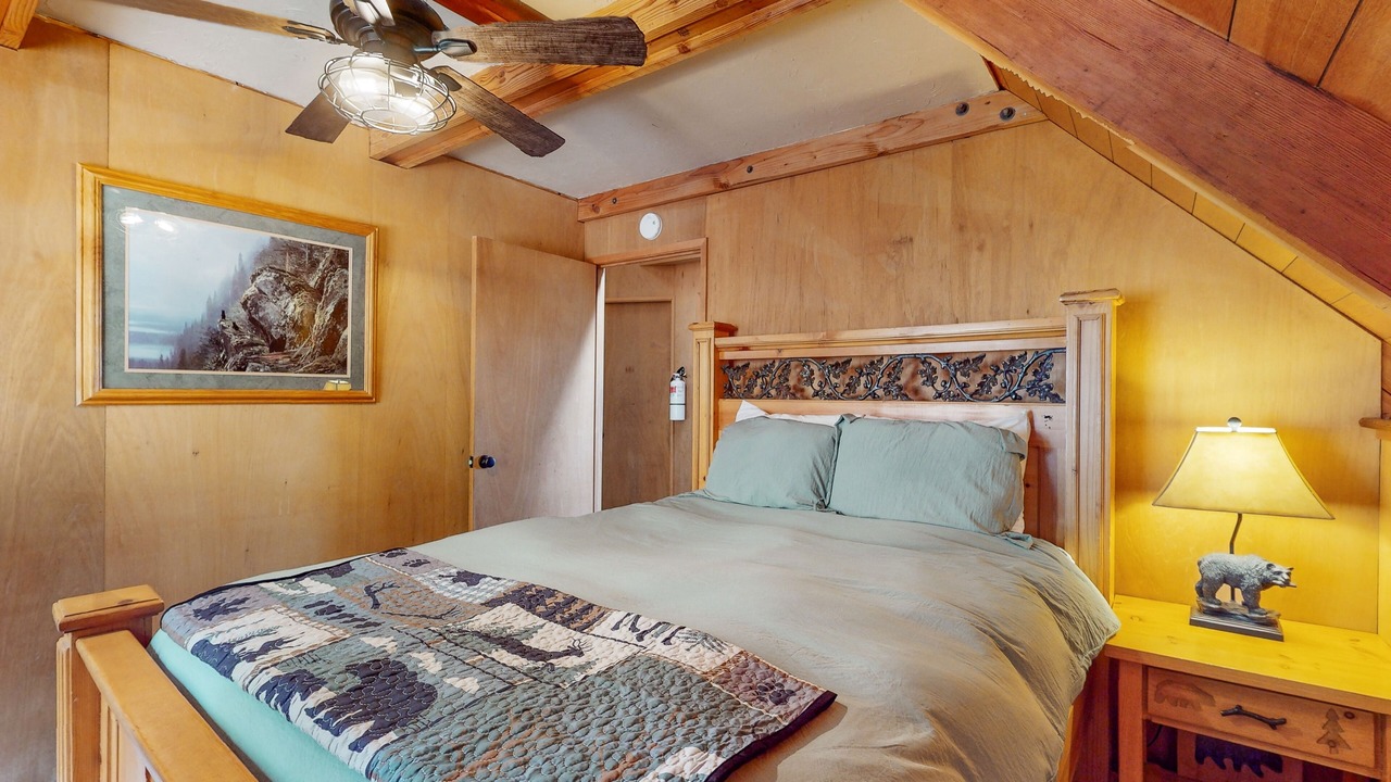 Photo of Bedroom in Tahoma