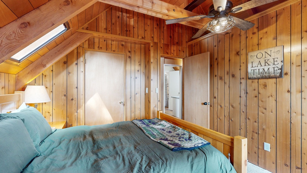 Photo of Bedroom in Tahoma