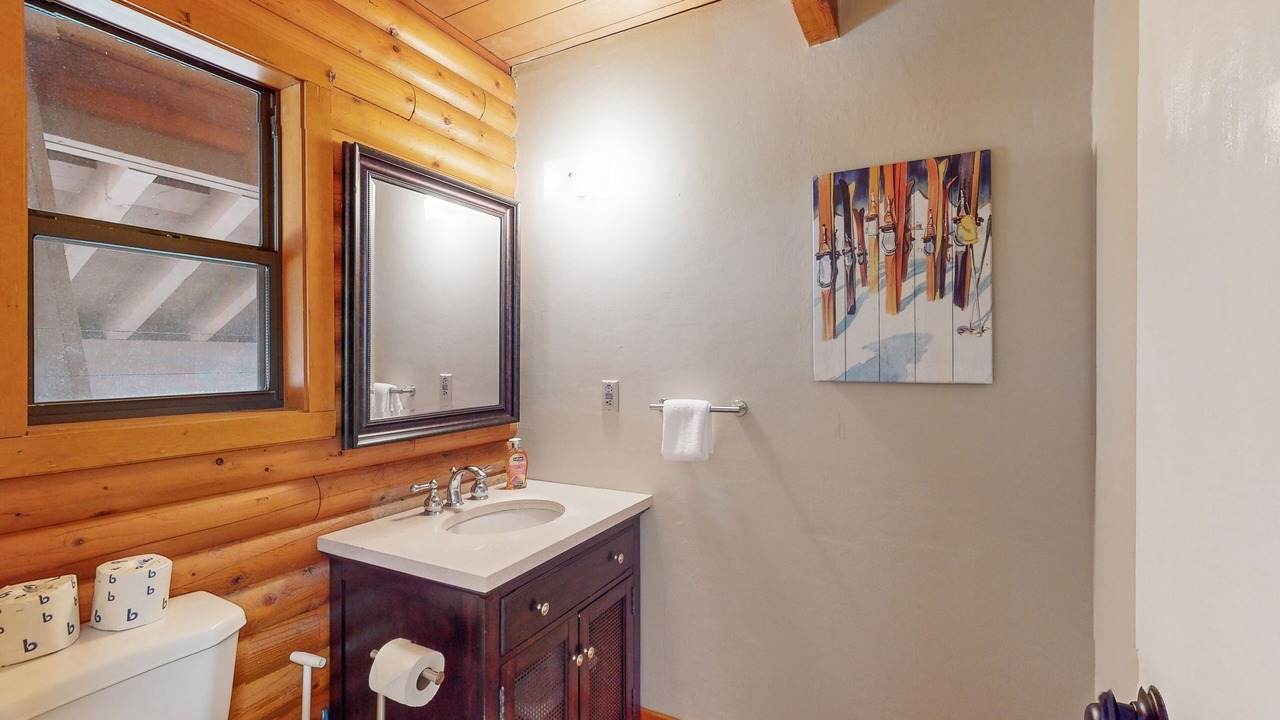 Photo of Bathroom in Tahoma