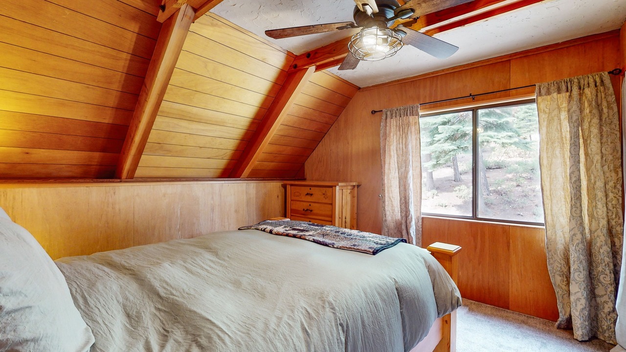Photo of Bedroom in Tahoma