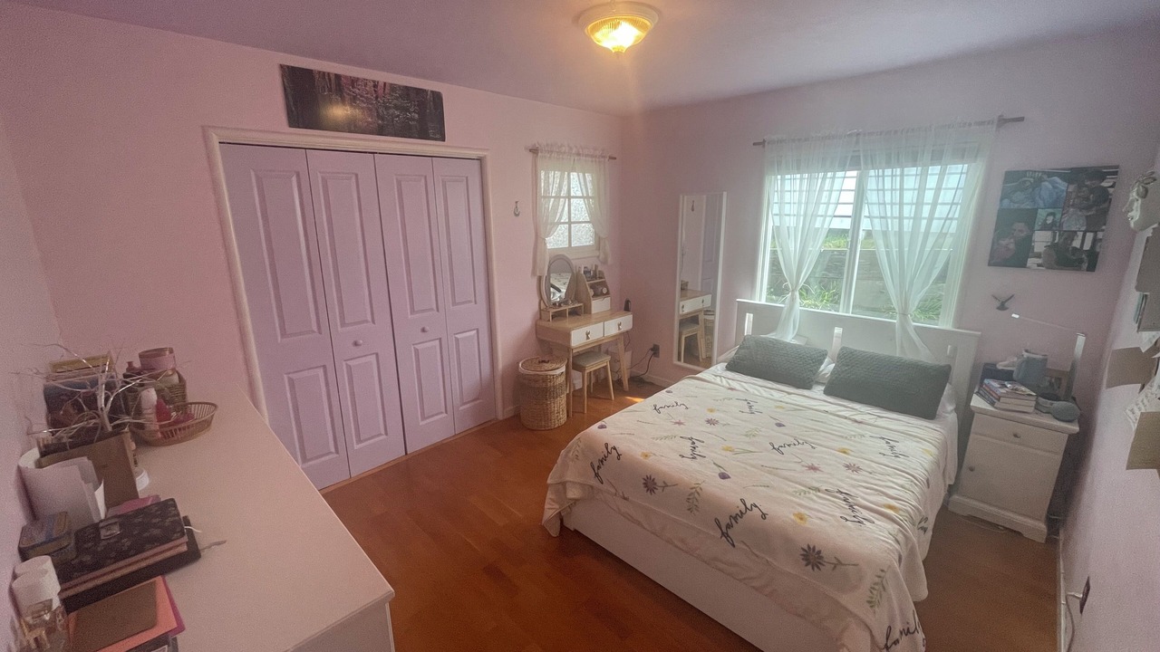 Photo of Bedroom in Berkeley Hills