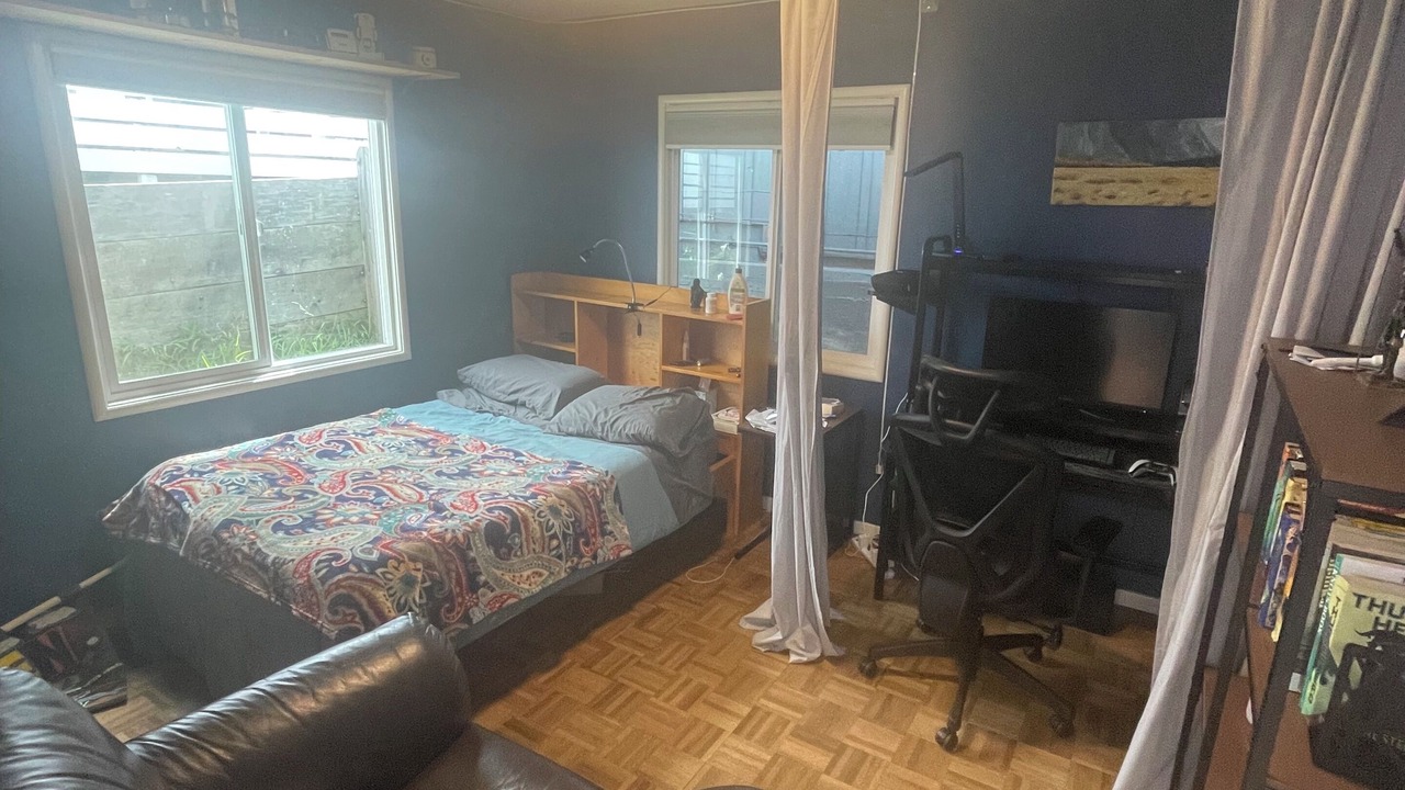Photo of Bedroom in Berkeley Hills