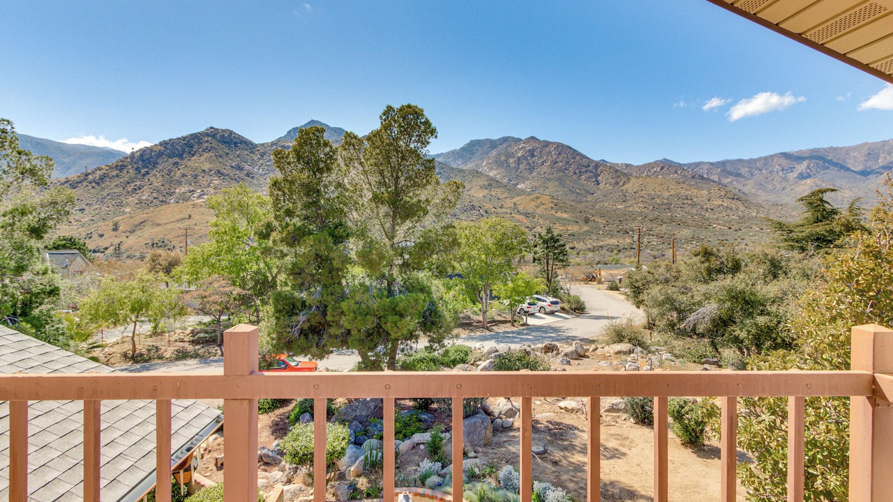 Photo of Patio Balcony in Kernville