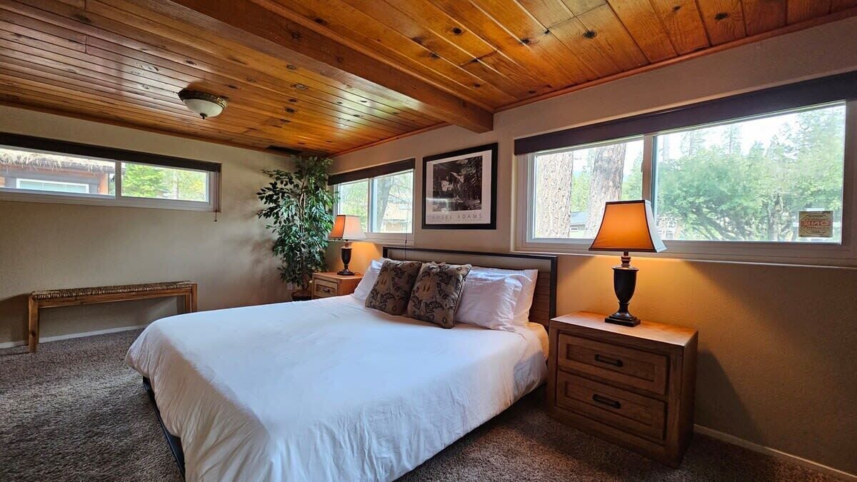 Photo of Bedroom in Bass Lake