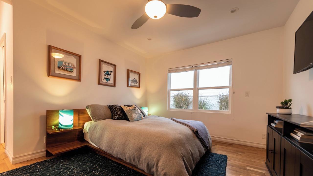 Photo of Bedroom in Redondo Beach