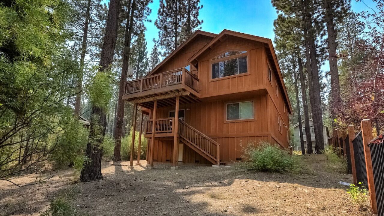 Photo of Outdoor in Black Bart