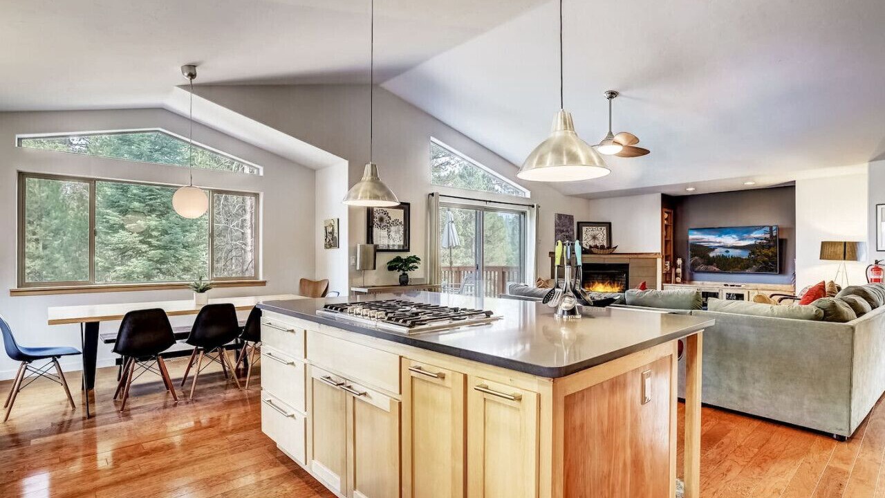 Photo of Others in Black Bart