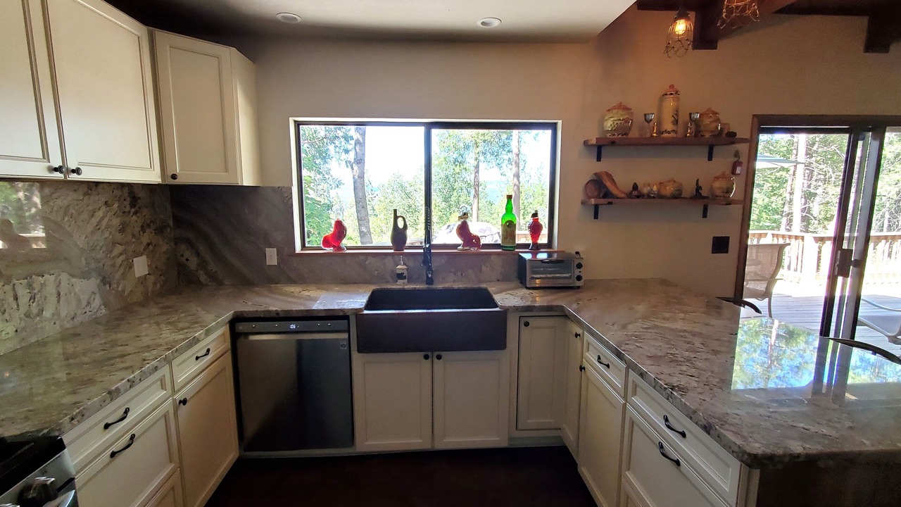 Photo of Kitchen in Twain Harte
