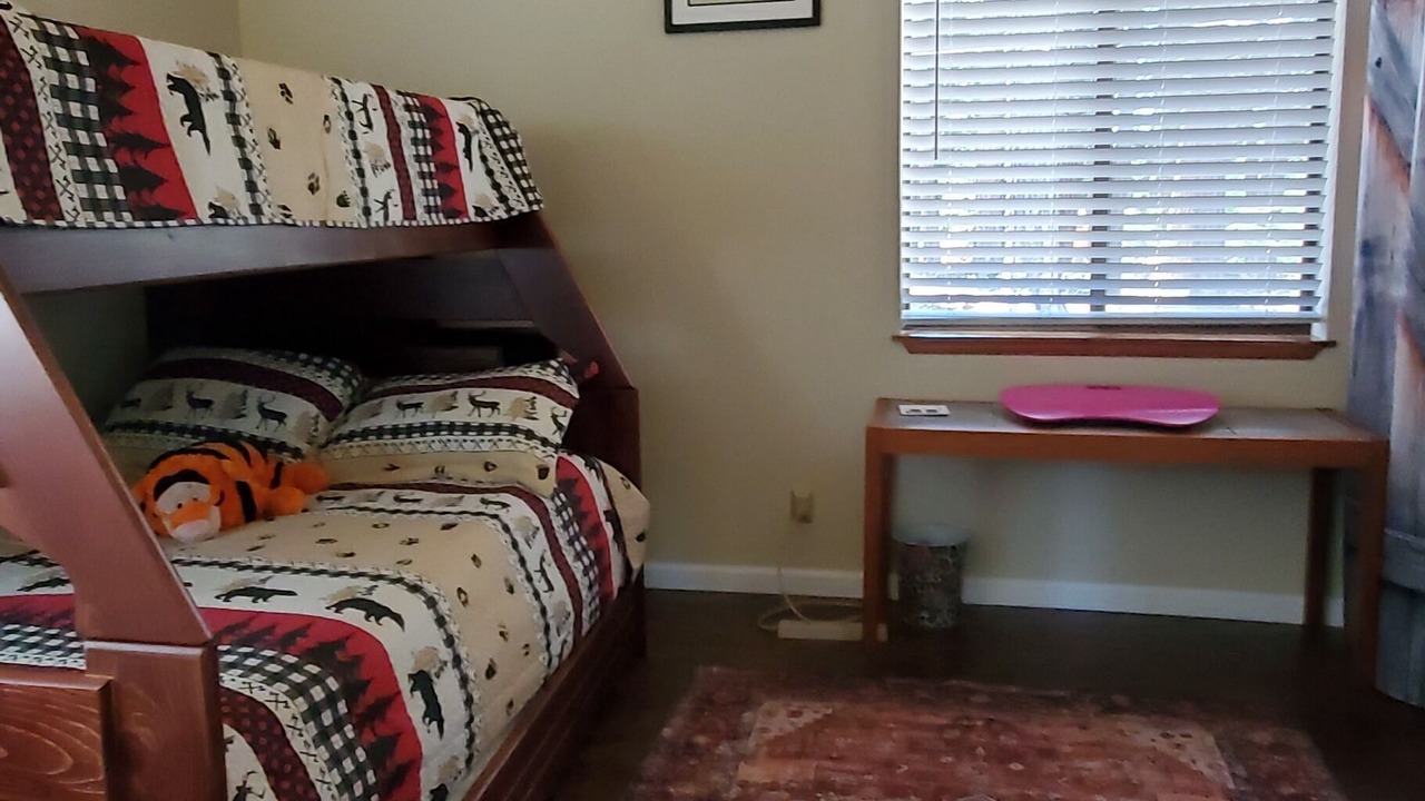 Photo of Bedroom in Twain Harte