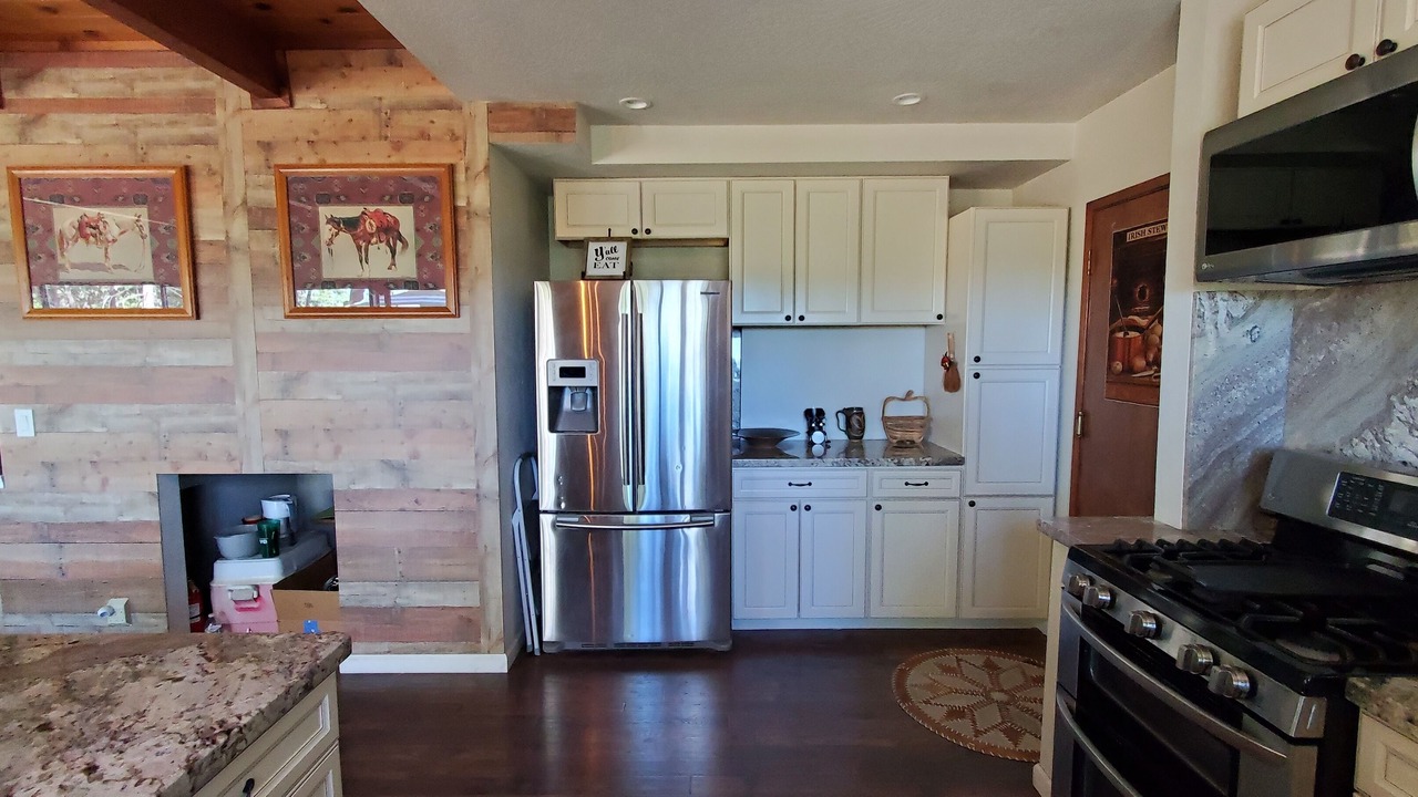 Photo of Kitchen in Twain Harte