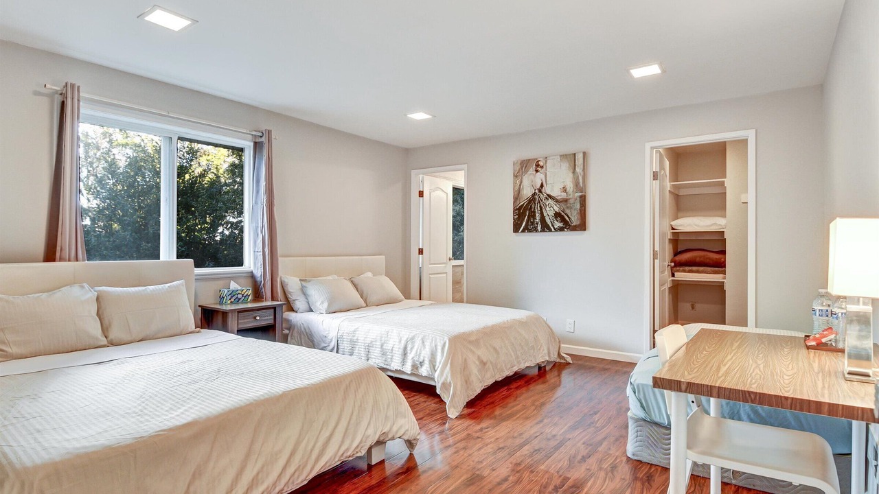 Photo of Bedroom in Millbrae