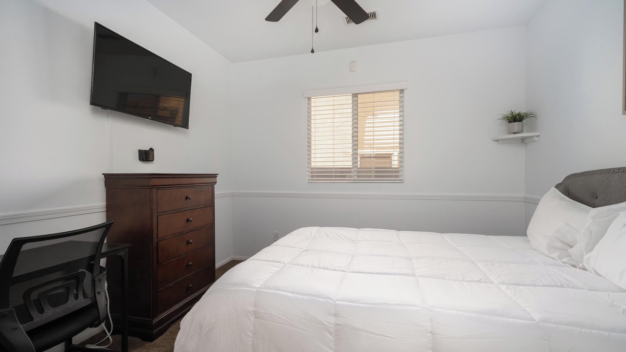 Photo of Bedroom in Bakersfield