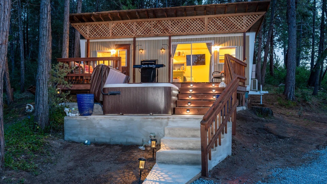 Photo of Outdoor in Oakhurst