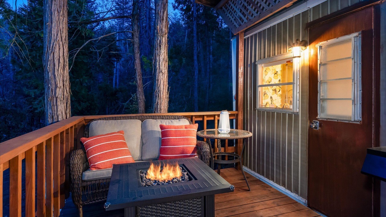 Photo of Patio Balcony in Oakhurst