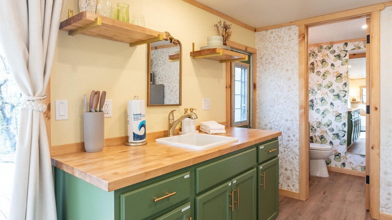 Photo of Bathroom in Oakhurst