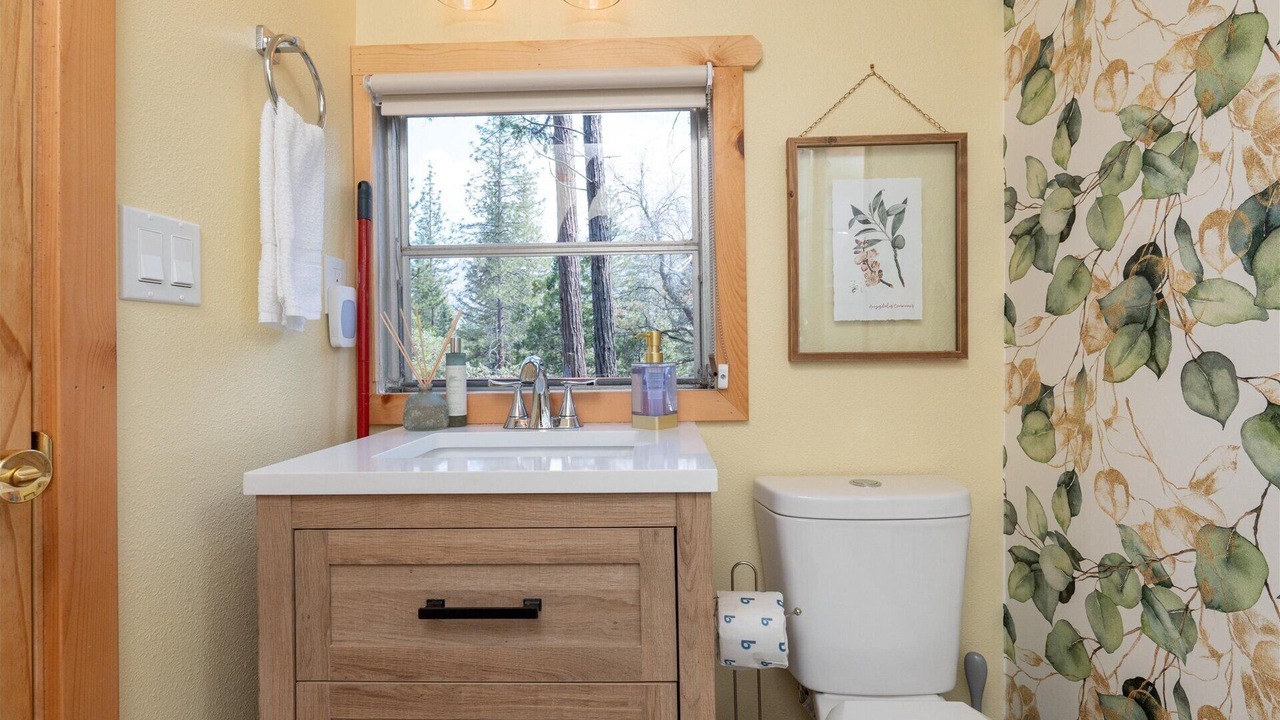 Photo of Bathroom in Oakhurst