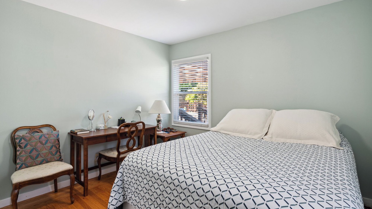 Photo of Bedroom in Davis Tract