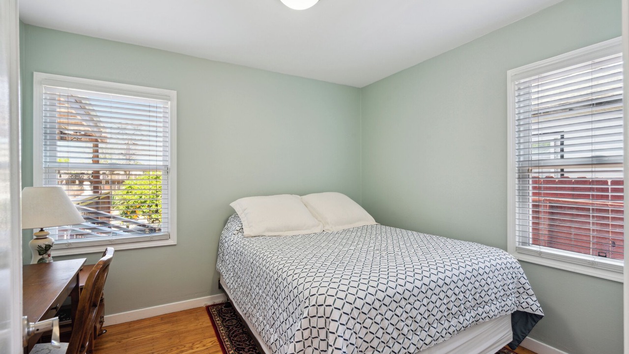 Photo of Bedroom in Davis Tract