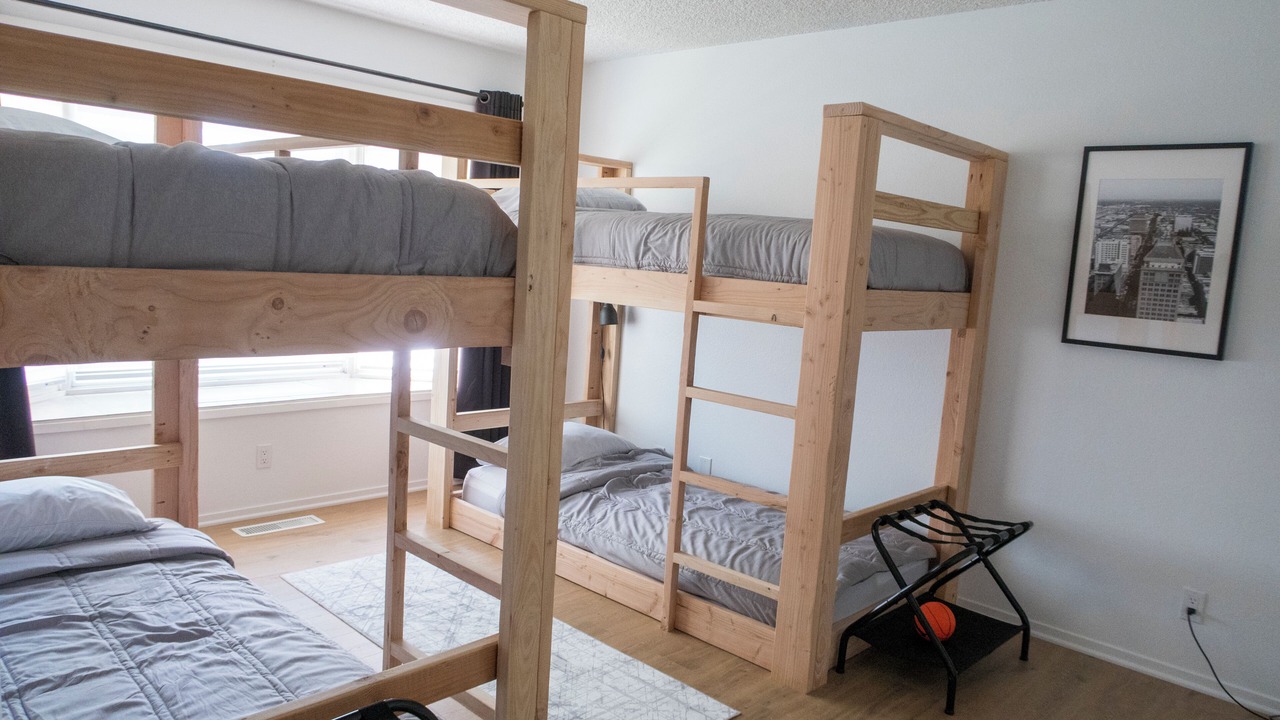 Photo of Bedroom in Raisin