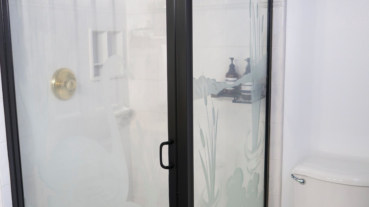 Photo of Bathroom in Raisin