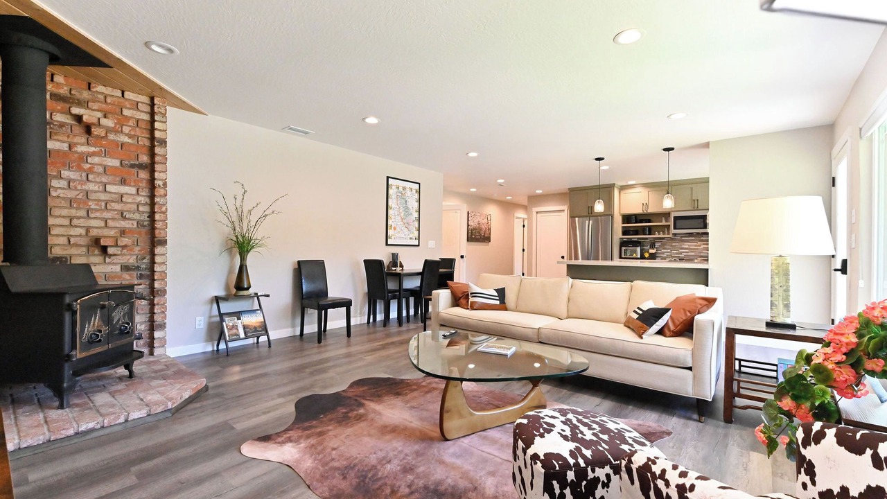 Photo of Livingroom in Altaville