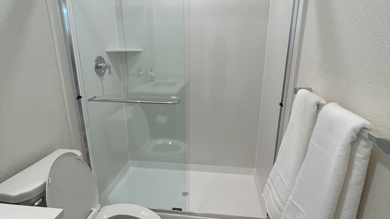 Photo of Bathroom in Tracy