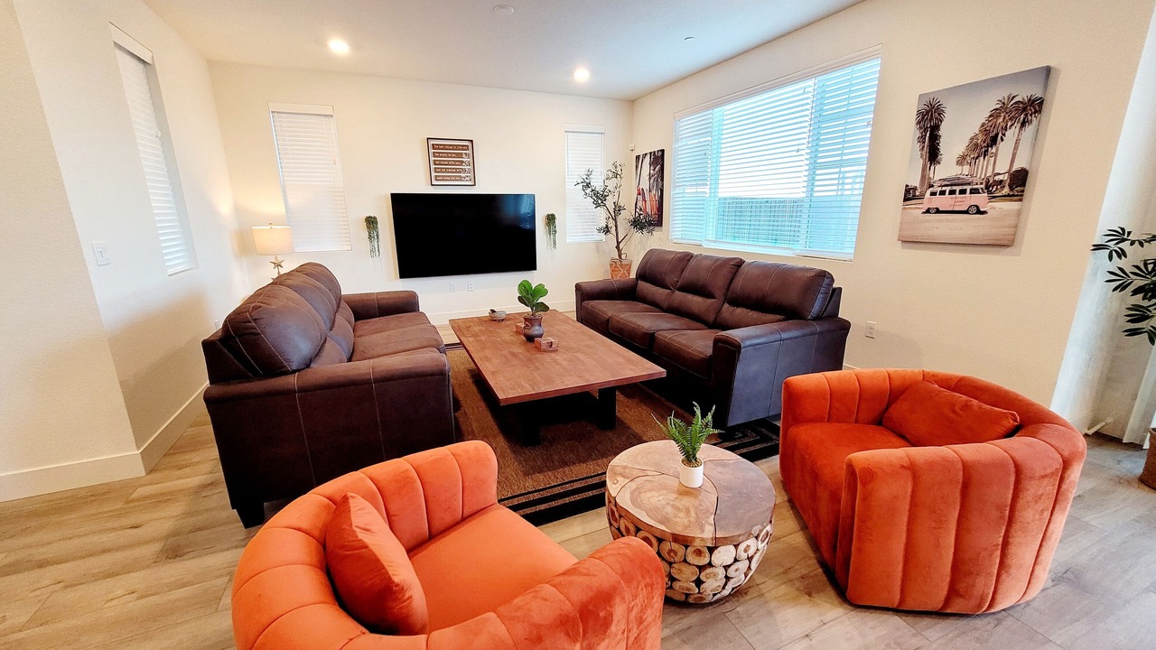 Photo of Livingroom in Tracy