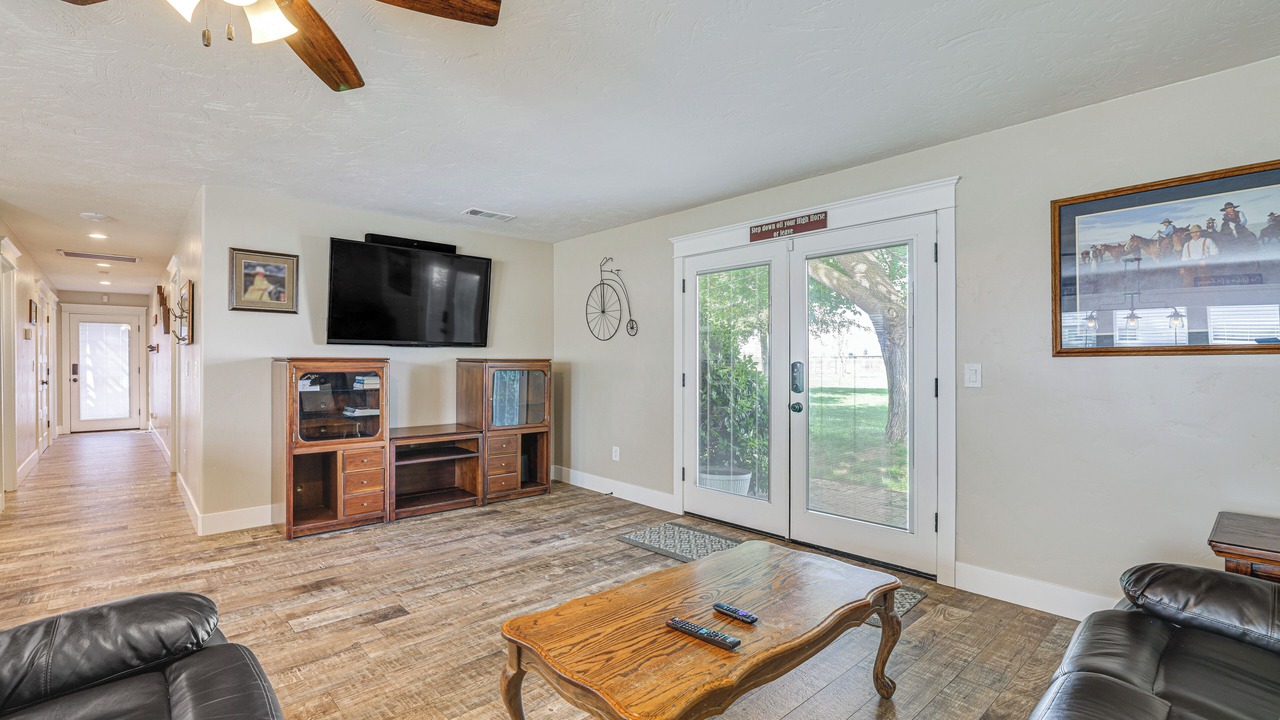 Photo of Livingroom in Stanislaus County