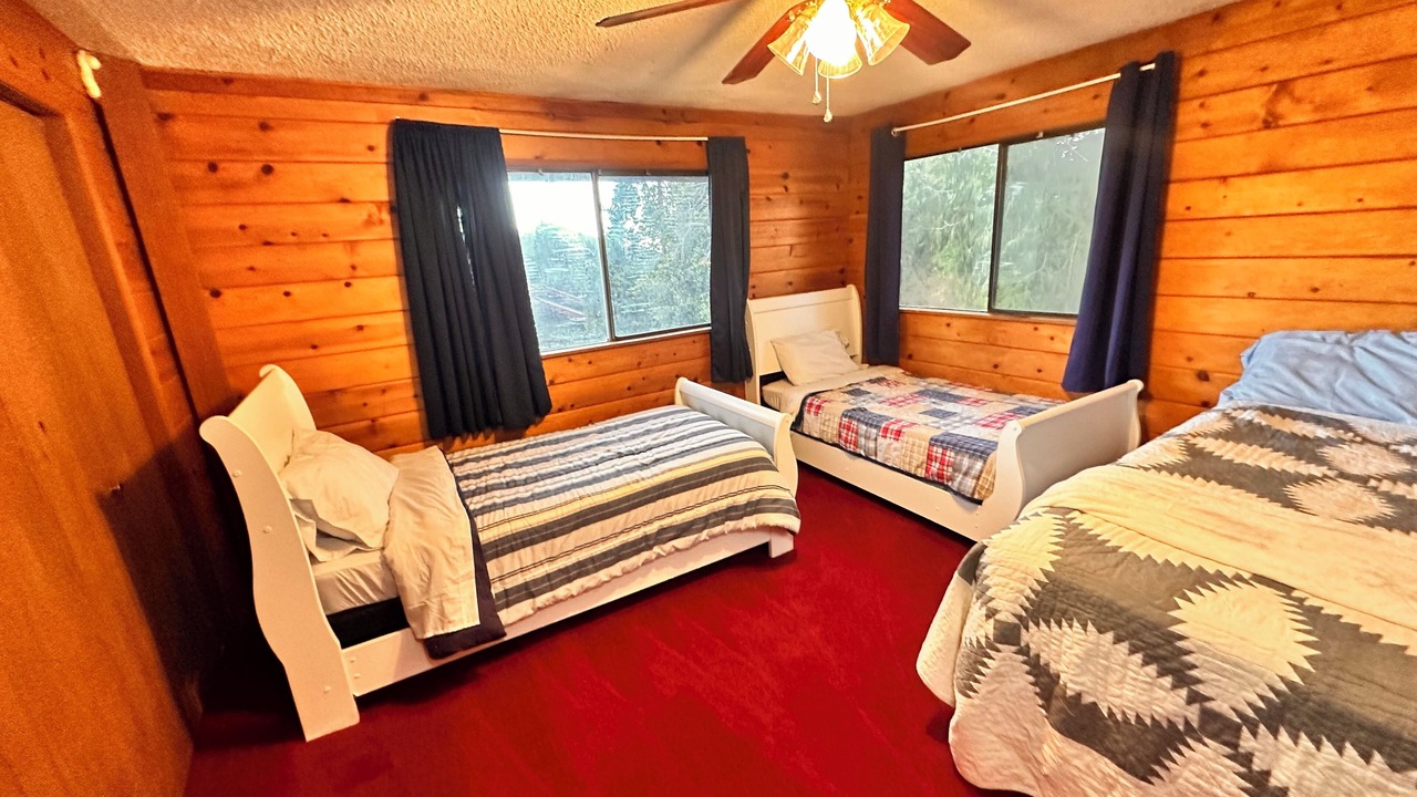 Photo of Bedroom in Auberry