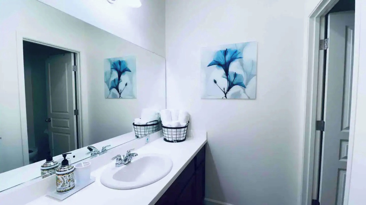 Photo of Bathroom in Visalia