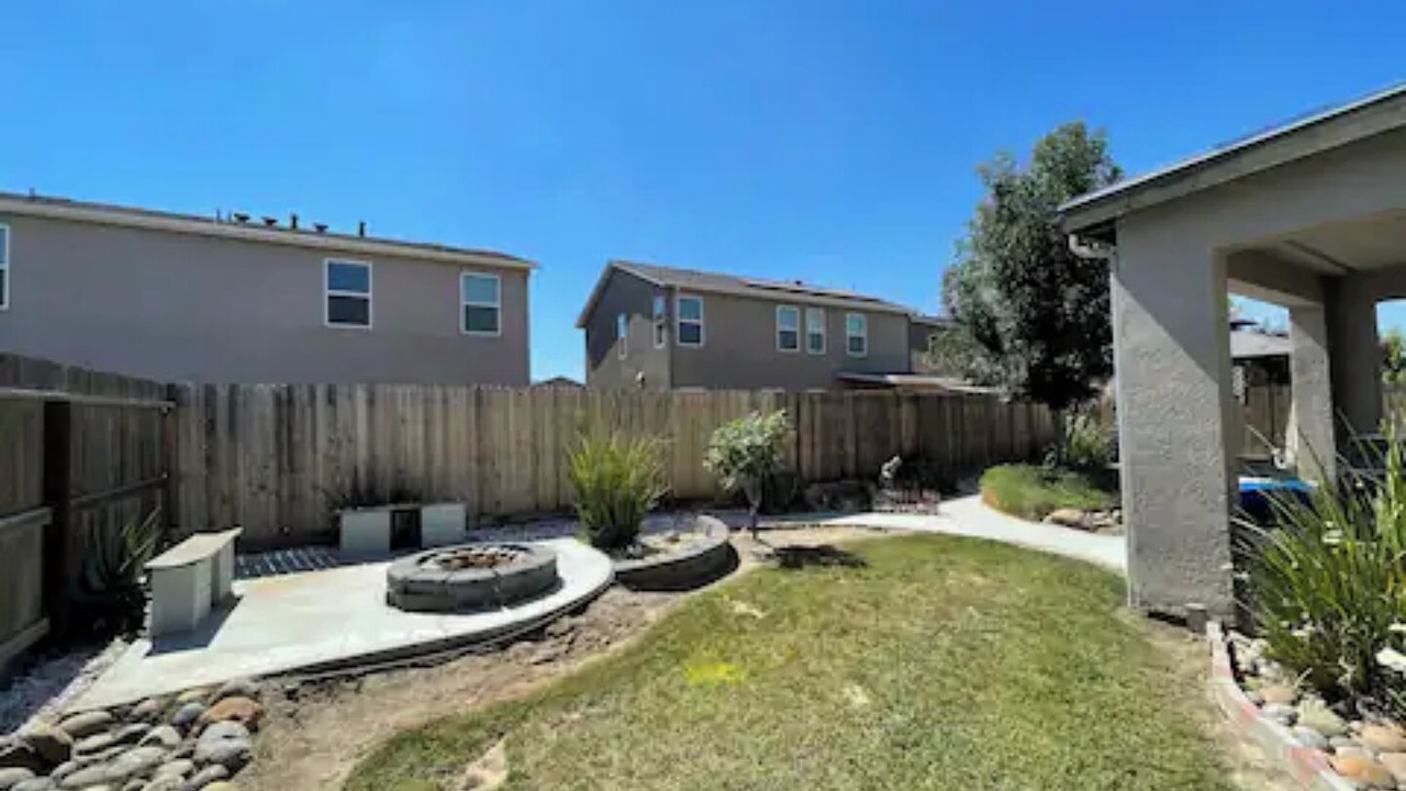 Photo of Outdoor in Visalia
