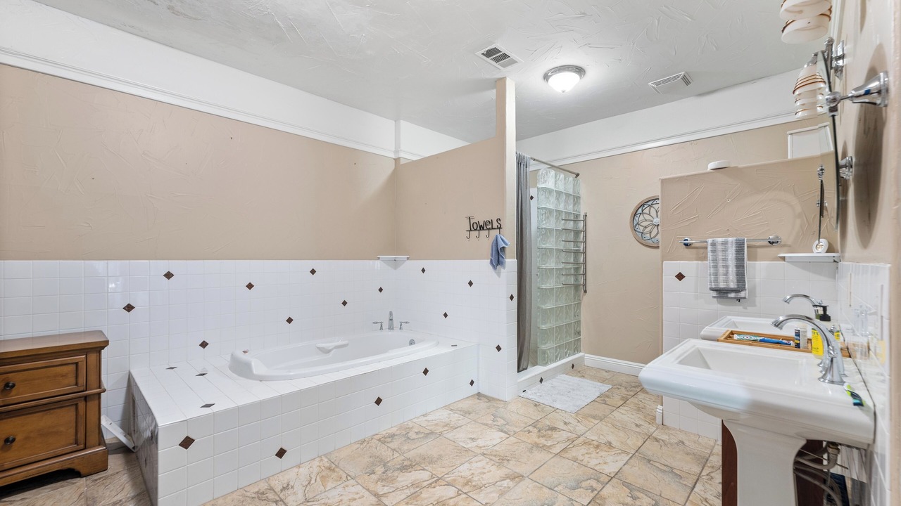 Photo of Bathroom in Lodi