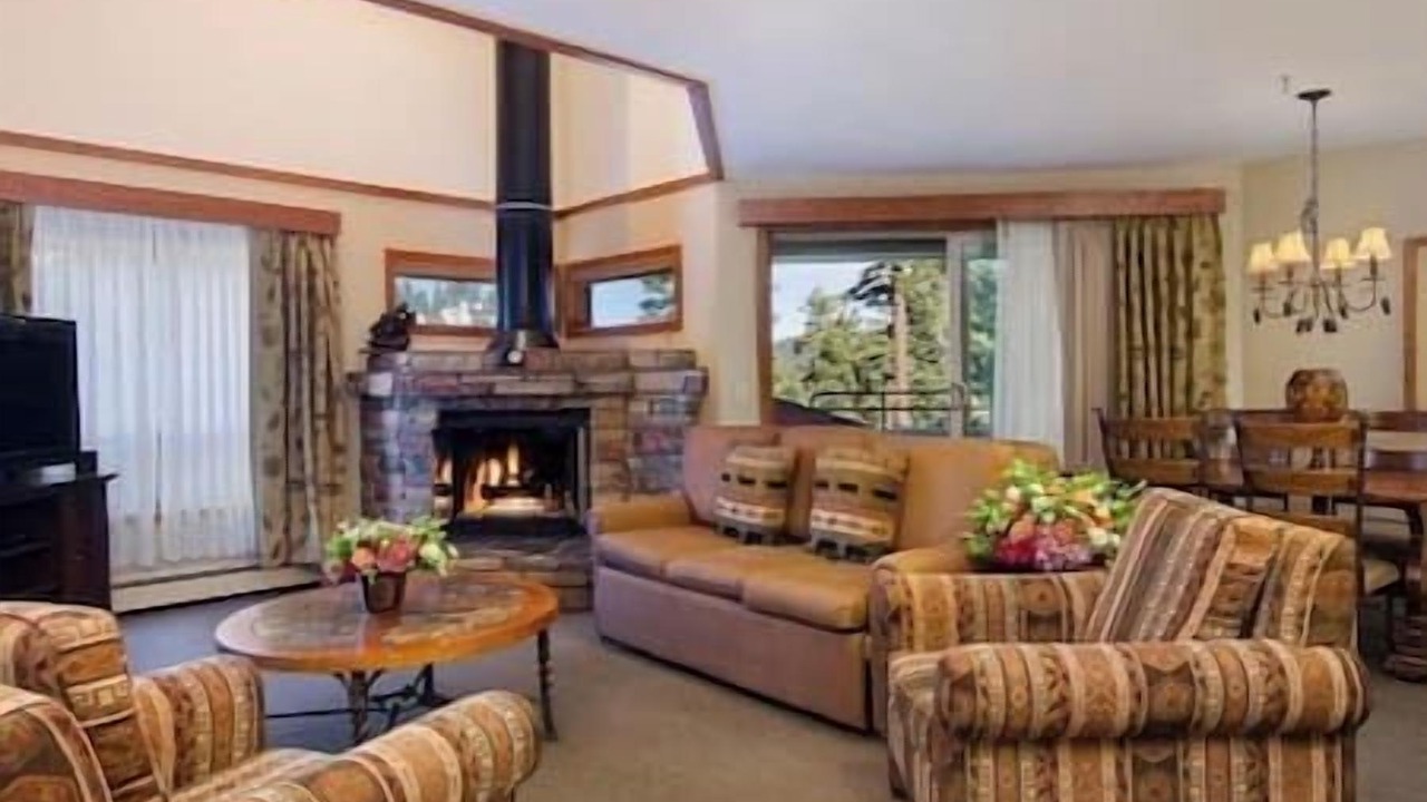 Photo of Livingroom in Tahoe Village