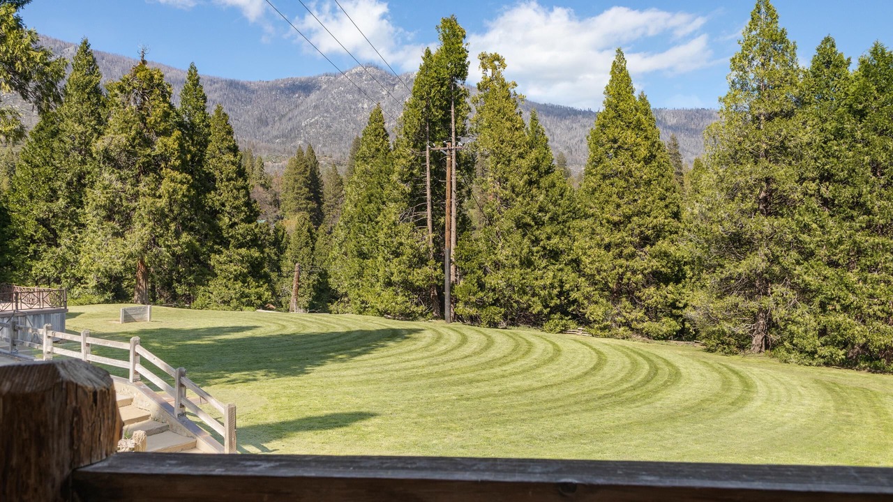 Photo of Outdoor in Springville