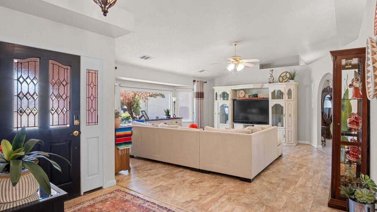 Photo of Livingroom in Atwater