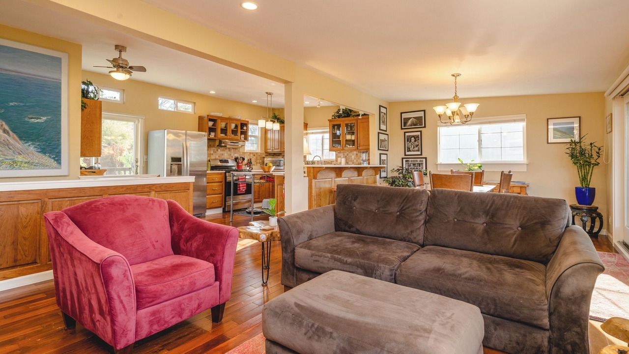 Photo of Livingroom in Woodacre
