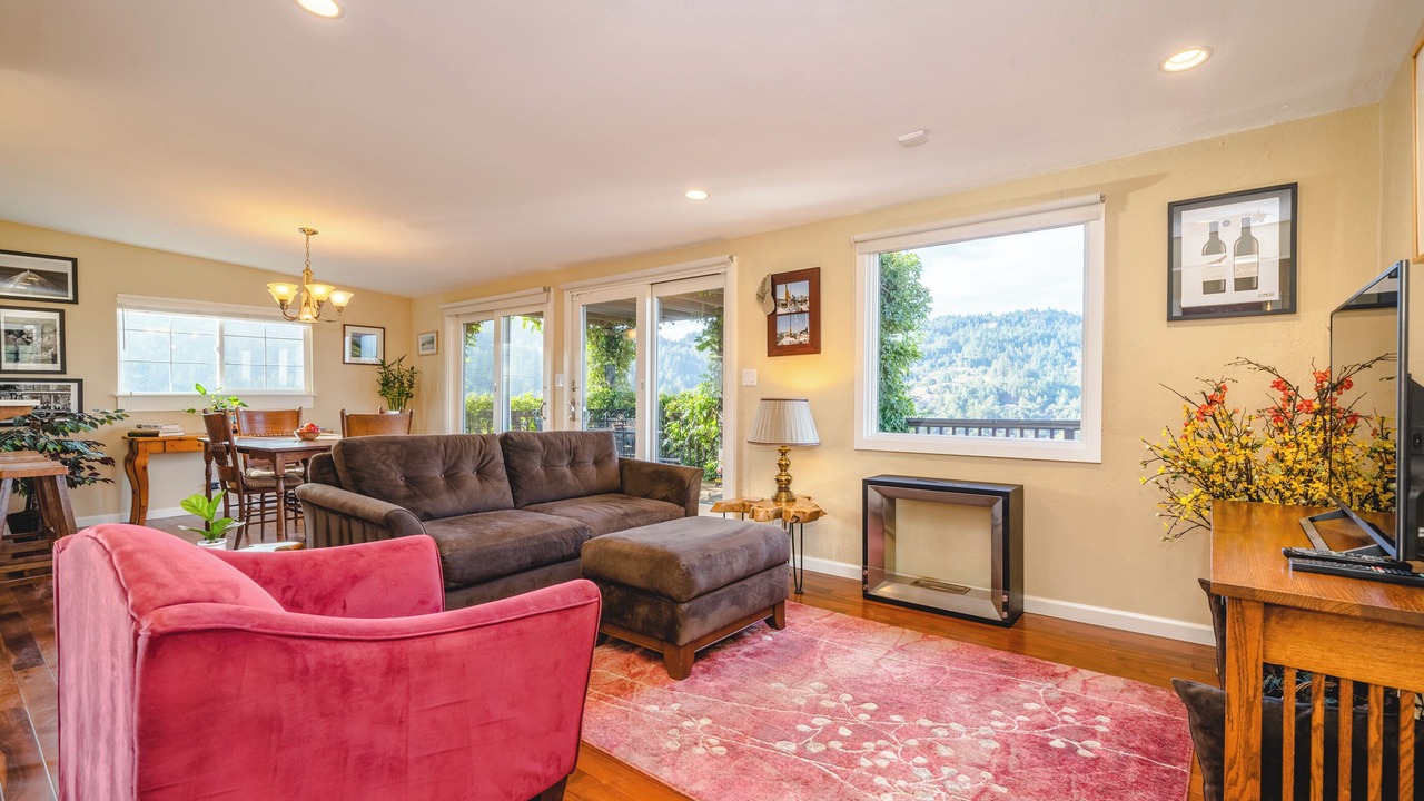 Photo of Livingroom in Woodacre