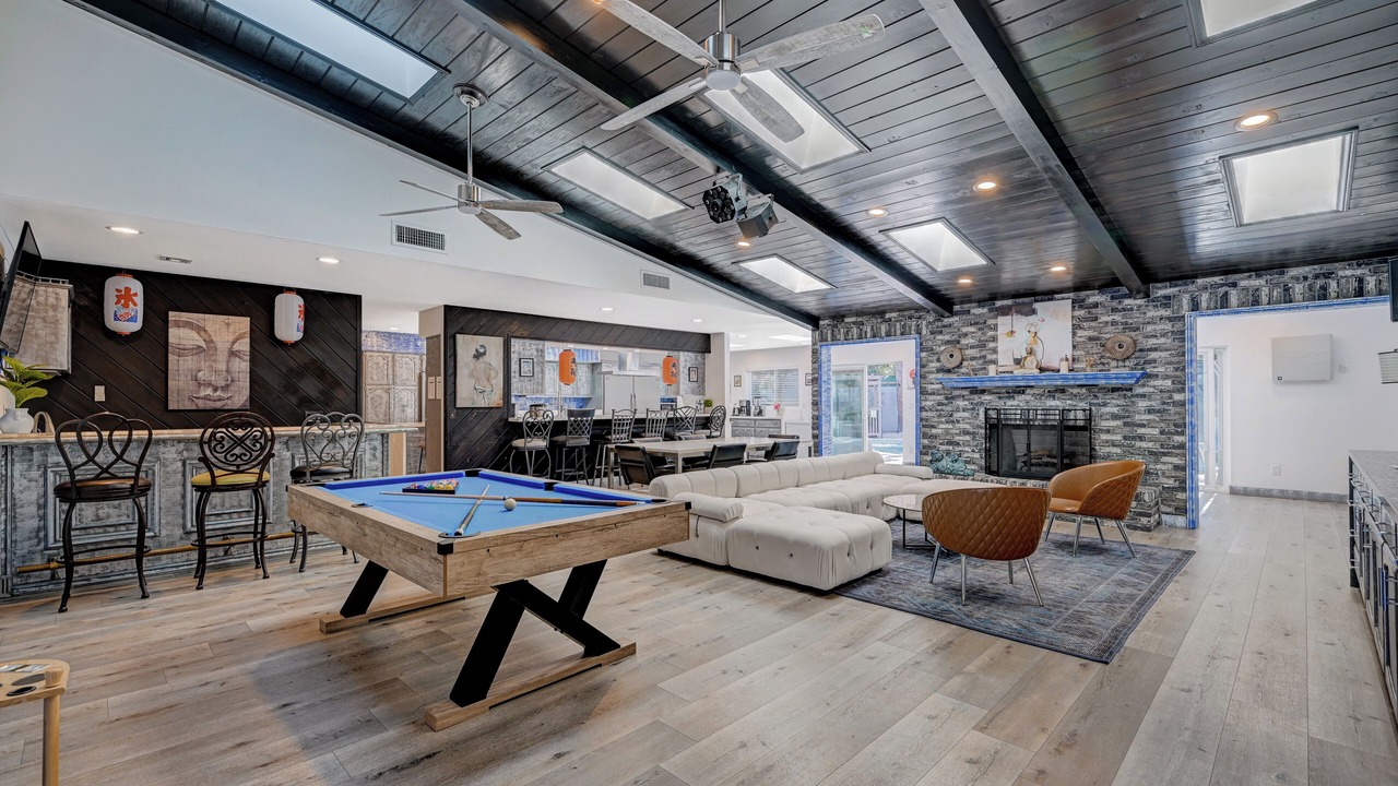 Photo of Livingroom in Chinatown