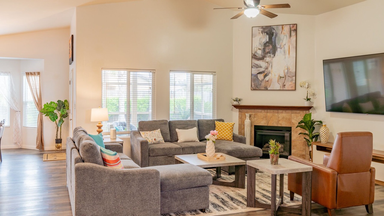 Photo of Livingroom in Pumpkin Center