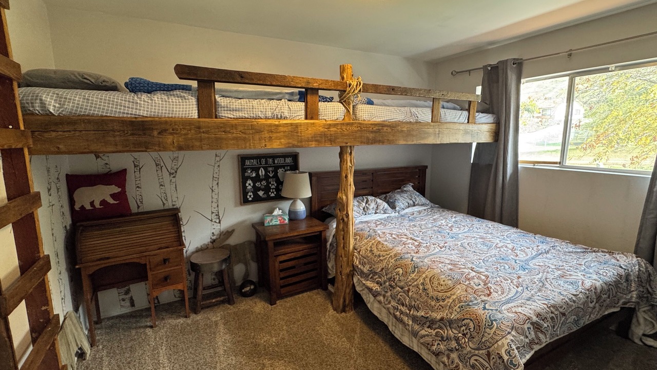 Photo of Bedroom in Mountain Mesa