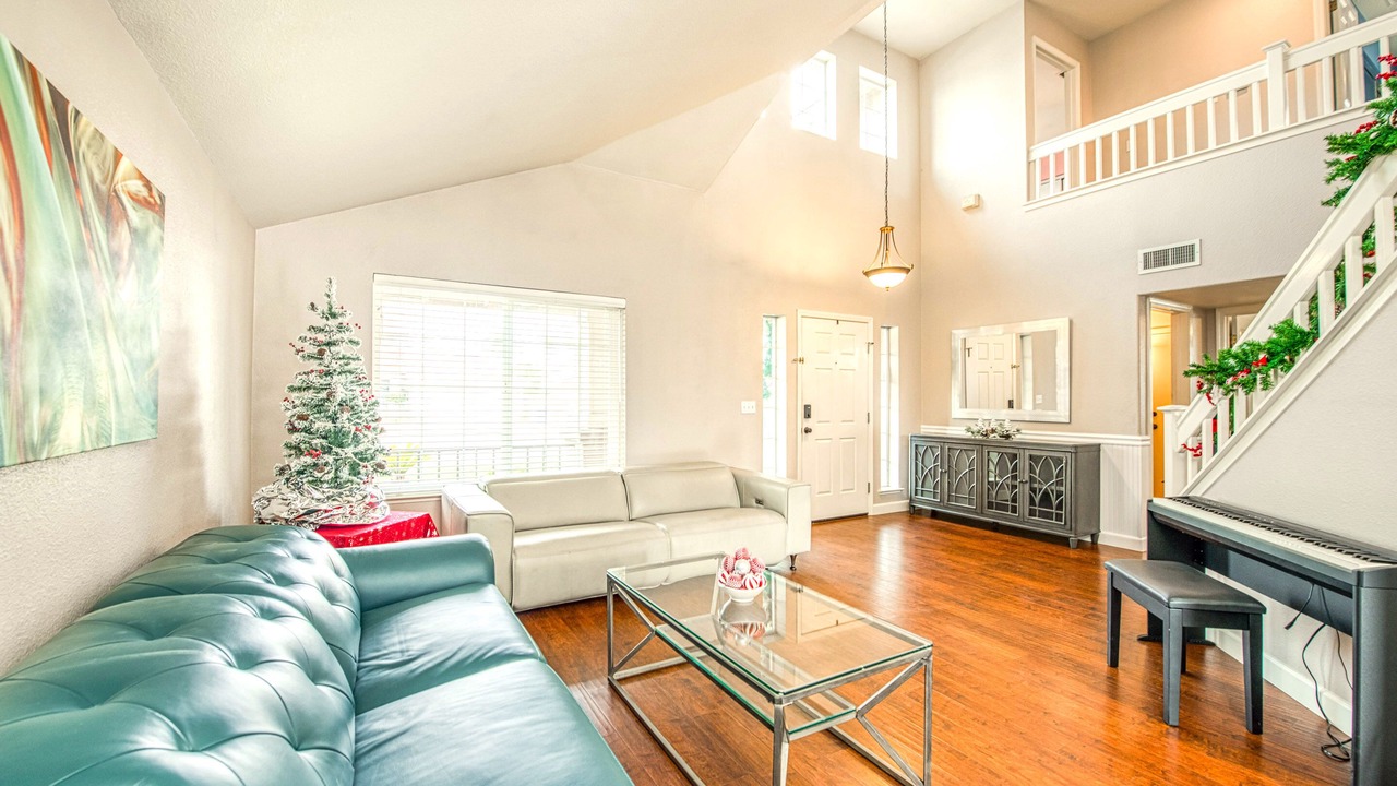 Photo of Livingroom in Clovis