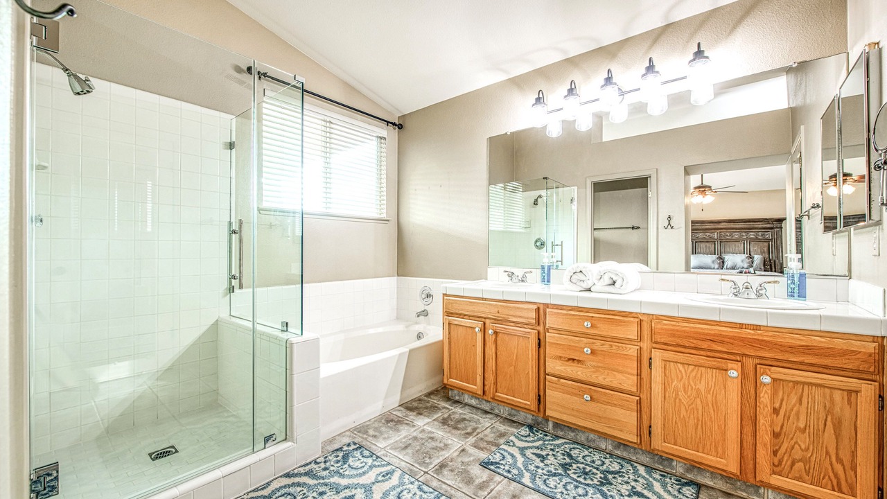 Photo of Bathroom in Clovis