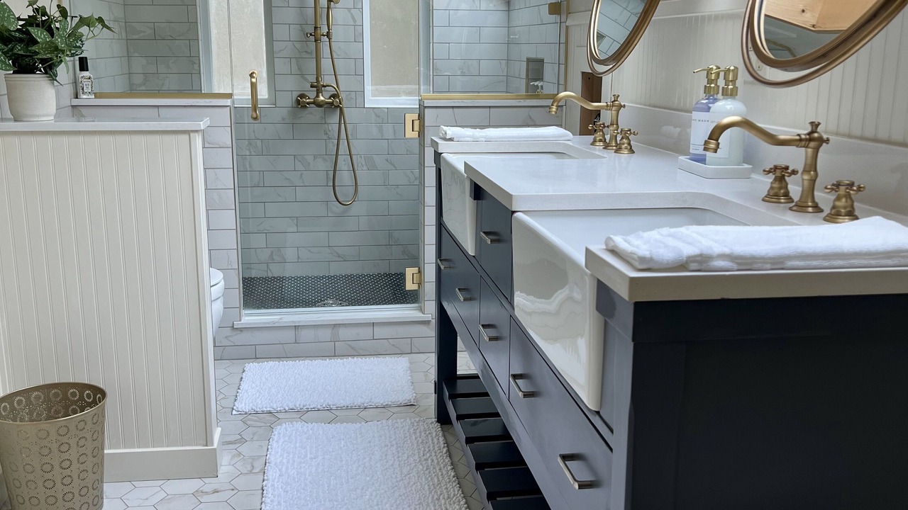 Photo of Bathroom in Nevada City