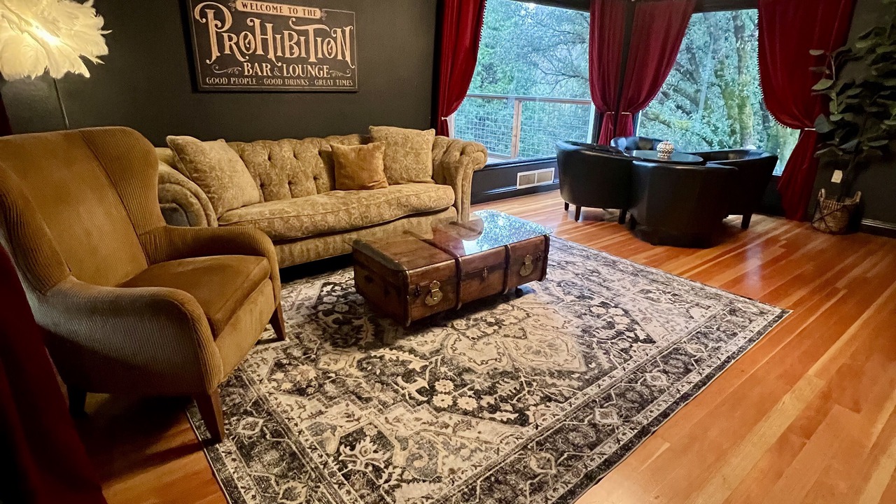 Photo of Livingroom in Nevada City