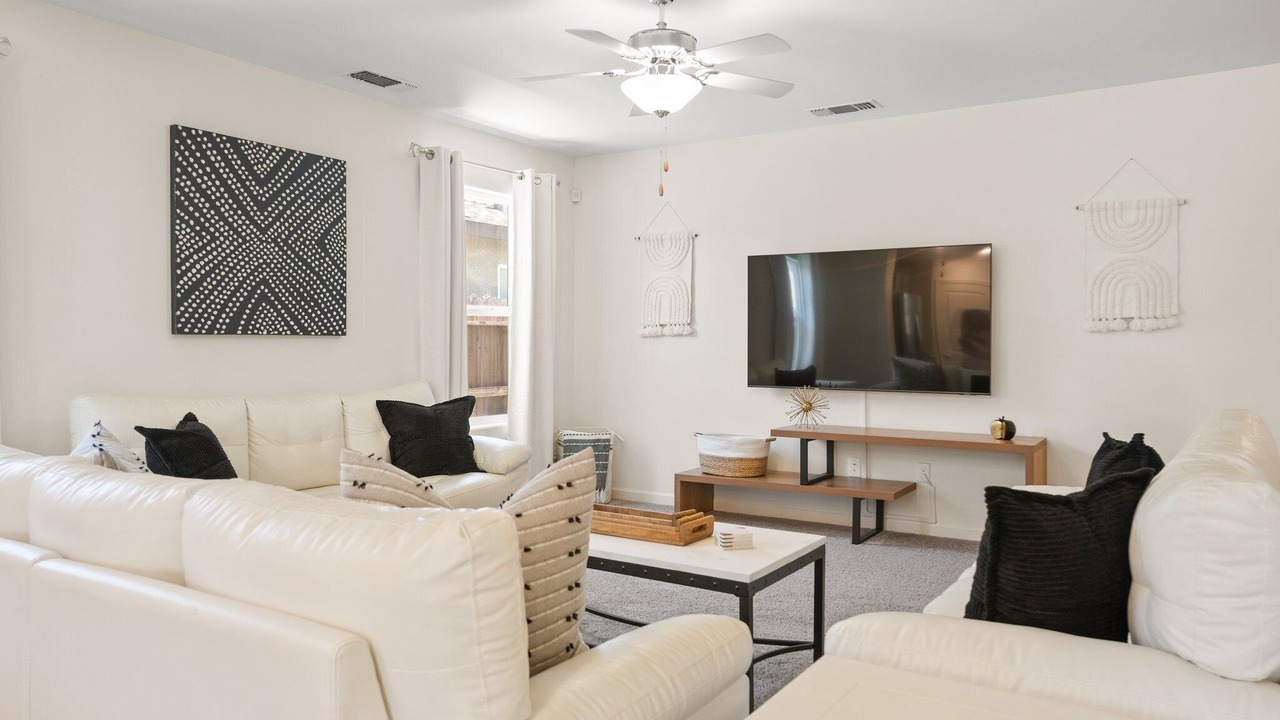 Photo of Livingroom in Merced