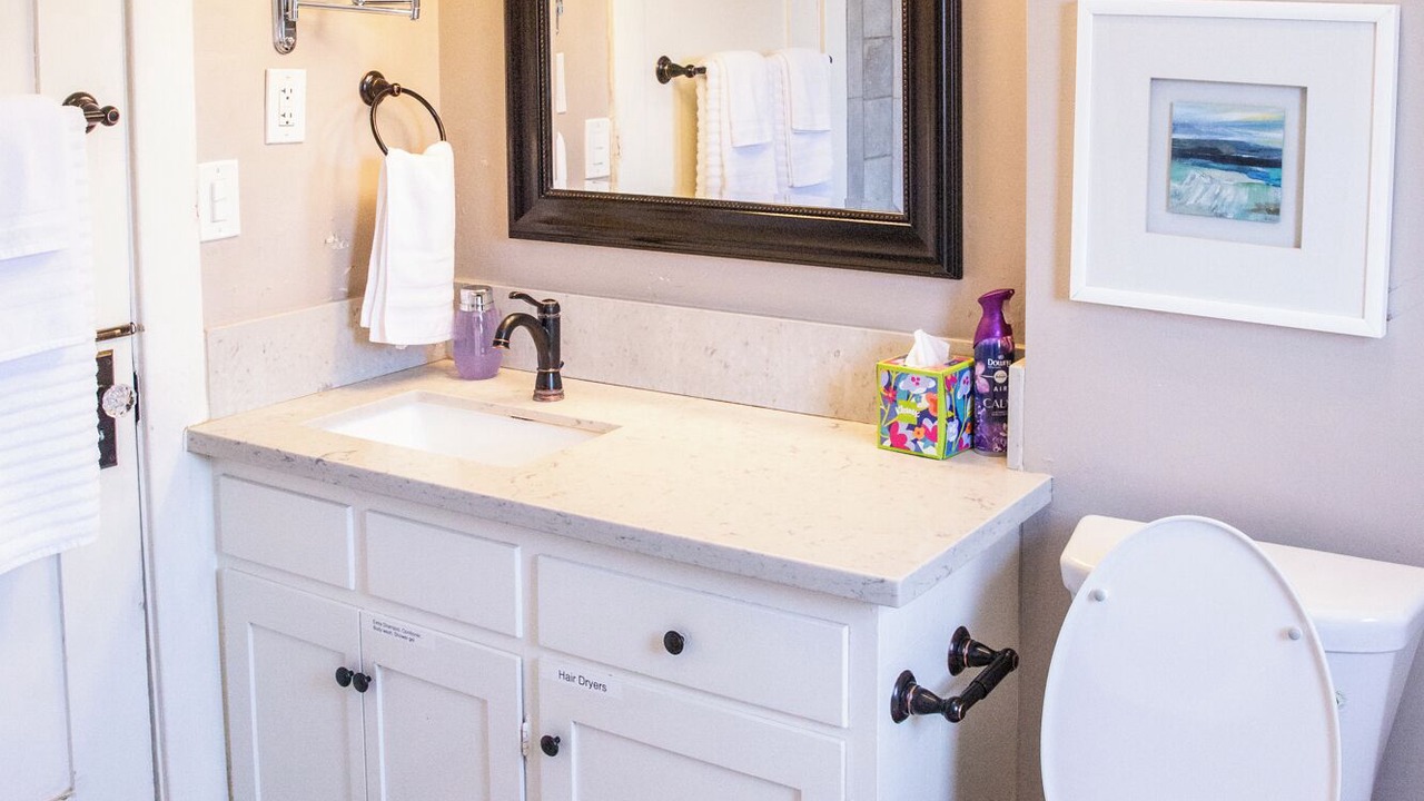 Photo of Bathroom in Anaheim Colony Historic District