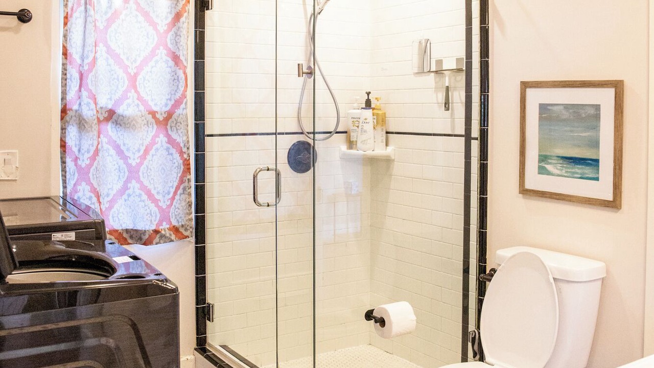 Photo of Bathroom in Anaheim Colony Historic District