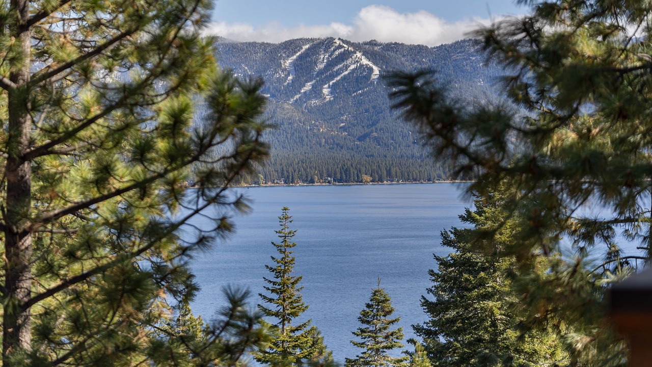 Photo of Bedroom in North Lake Tahoe